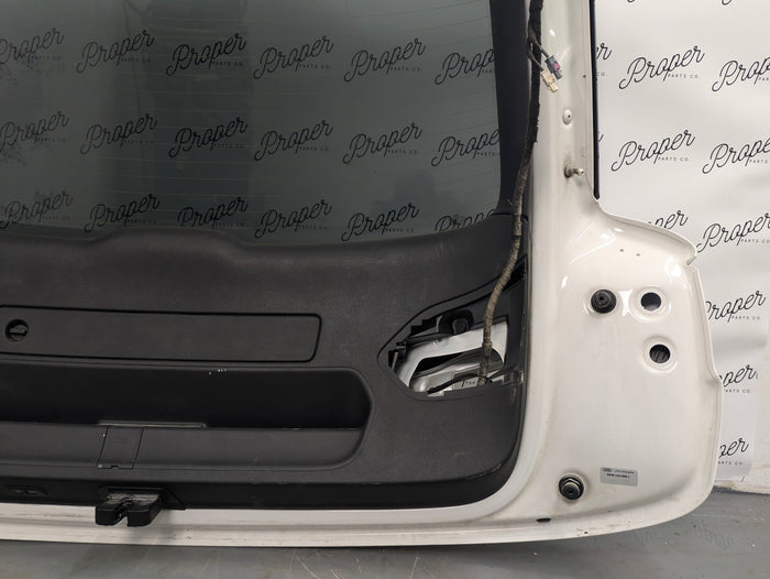 2015-2018 Audi 8U Q3 Rear Tailgate Lift Gate Trunk Lid Cortina White 8U0827025B