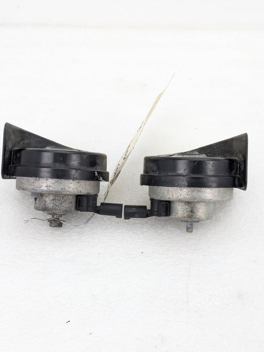 BMW E90 E91 E92 E93 3 Series Horn Low & High Pitch Tone Pair 61337159420