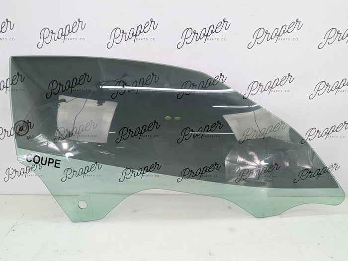 Chevrolet C7 Corvette Stingray Coupe Right/Passenger Side Door Tinted Window Glass *NOTE*