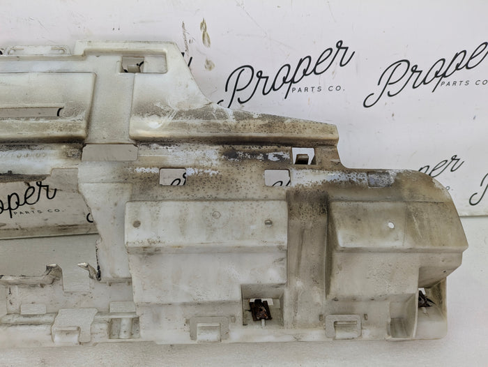 BMW F36 F32 F33 440xi 430xi 435xi 428xi M Sport Rear Bumper Lower Center Support Mounting Bracket 8054565 *DAMAGED*