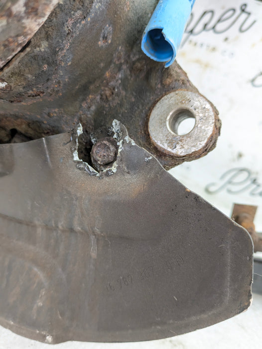 BMW E92 E90 E91 335xi 330xi 328xi 325xi AWD Front Left Hub/Knuckle/Spindle W/Control Arms 6768995