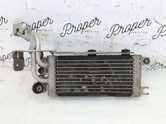 BMW E90 E91 E92 E93 335xi Passenger Right Oil Cooler 7521376