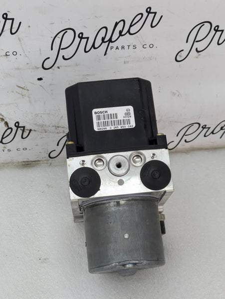 Porsche 996 911 Carrera 4 Cabriolet ABS Anti-Lock Brake Hydraulic Pump Control Module 99635575555