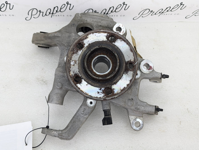 2021 Volvo V60 T6 R-Design Right/Passenger Side Rear Spindle/Knuckle/Hub 31476232