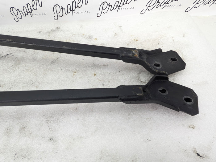 BMW E60 M5/E63 M6 Left/Right Rear Pull Rod Strut Bar Brace Set 51618040051/51618040052