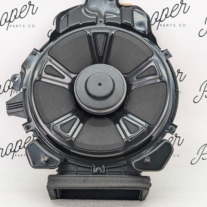 2021 Volvo V60 T6 R-Design Audio Subwoofer Sub Speaker 31456823