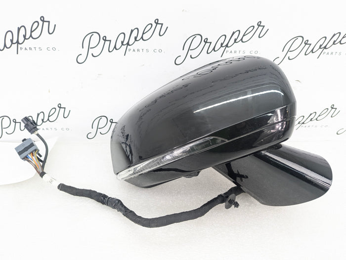 2021 Volvo V60 T6 R-Design Right/Passenger Side View Mirror W/Camera