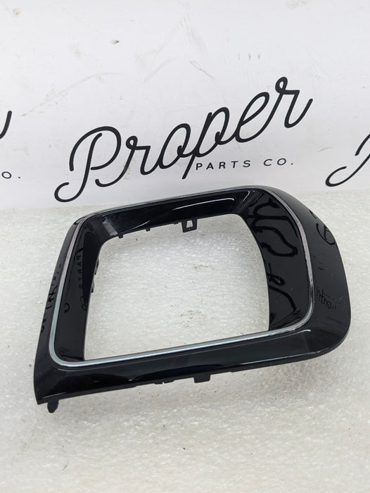 2021 Volvo V60 T6 R-Design Right/Passenger Side Dashboard Vent Trim Cover Black 31477880