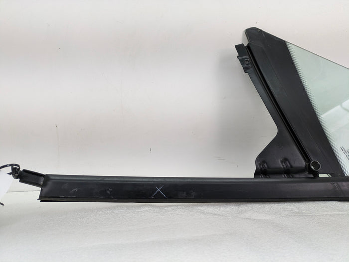 BMW Z3 M Roadster Driver/Left Side Door Quarter Window Glass 8410161