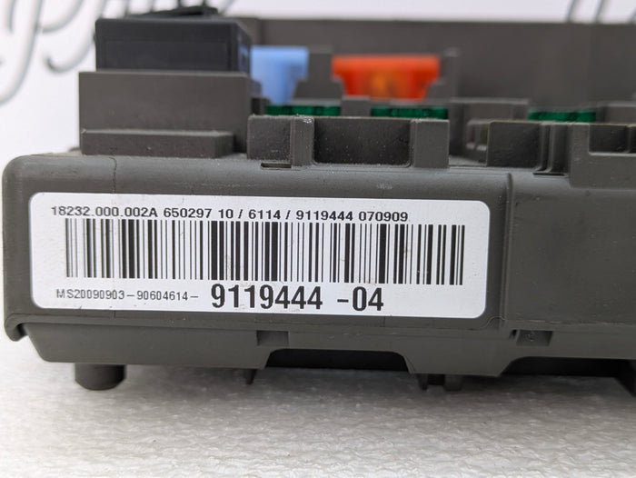 BMW E88 E82 135i 128i Front Power Distribution Fuse Box 9119444