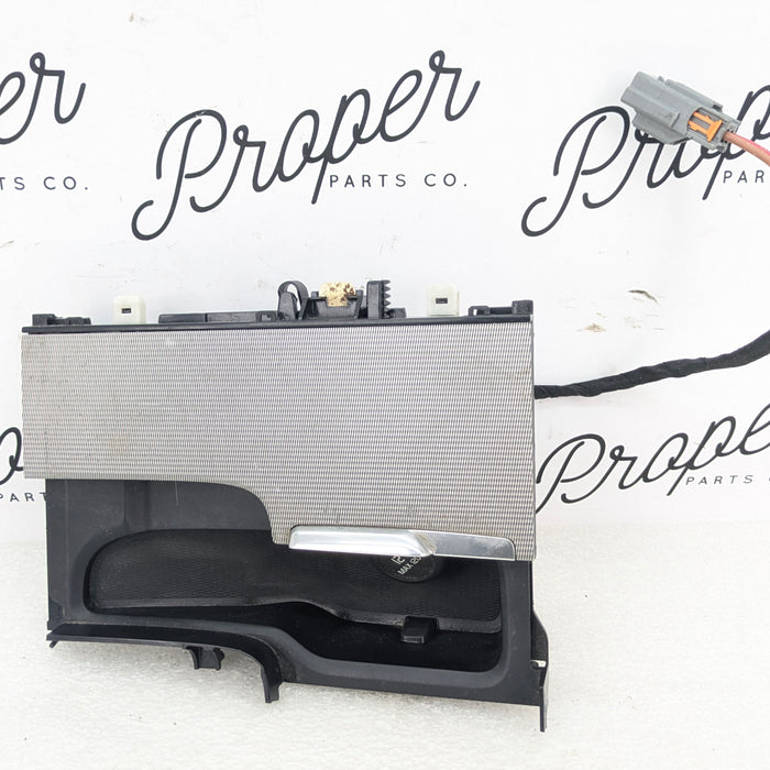 2021 Volvo V60 T6 R-Design Center Console Storage W/12V Power Outlet & Silver Trim 31398028/32275471