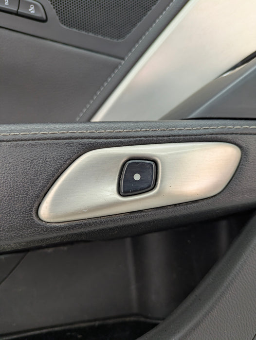 Chevrolet C7 Corvette Stingray Z51 Left/Driver Side Jet Black Leather Door Panel Card