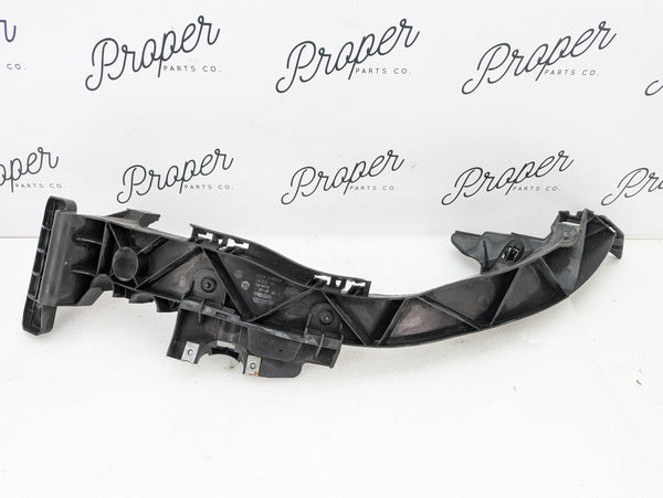 BMW E82 E88 135i 128i Left Side/Driver Headlight Bracket 7148761