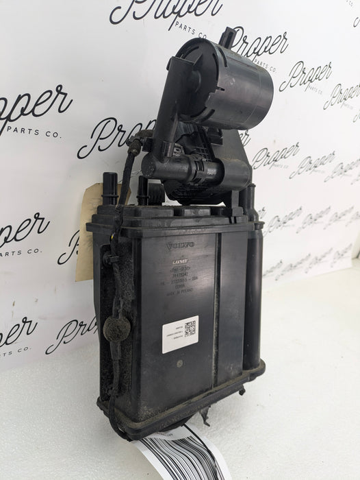 2021 Volvo V60 T6 R-Design Fuel Vapour Charcoal Canister 31478242