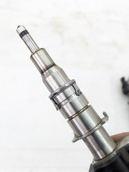 BMW E90 E92 E93 335i 335xi N54 High Pressure Fuel Injectors Index 9 (Set Of 6) 7585261-09 *Damaged*