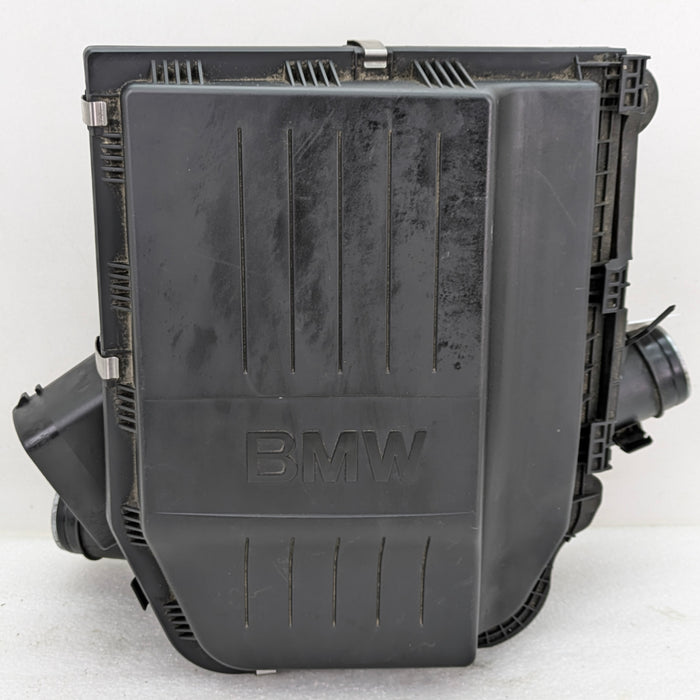 BMW E90 E93 E92 335i 335xi N54 Engine Air Intake Filter Box 7556547