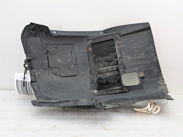BMW E90 E91 335xi 328xi M Sport Right Front Lower Fender Liner Splash Guard 7892804
