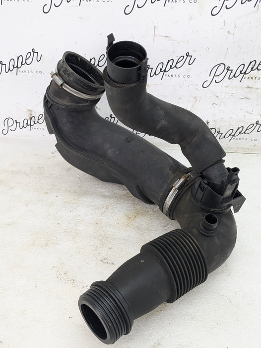 BMW F22 F23 228xi 228i N20 N26 Air Intake Tube Duct Pipe Hose 7605045/7605688