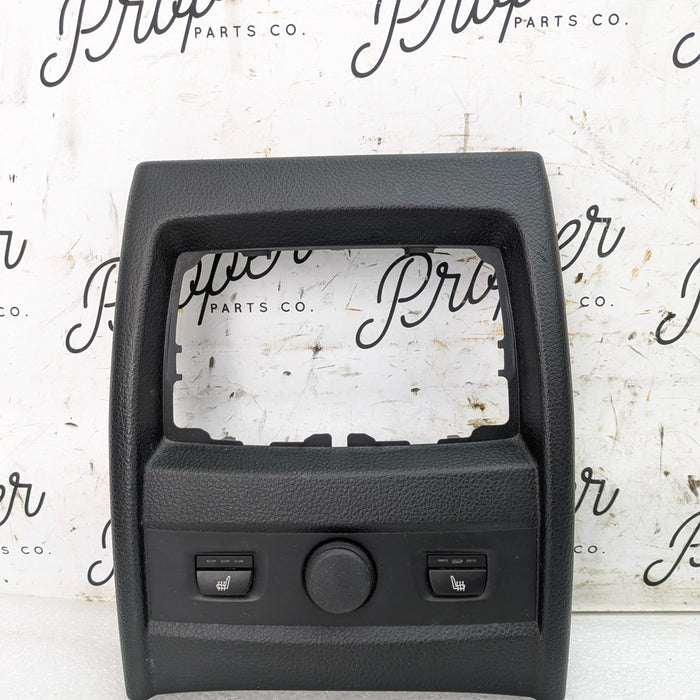 BMW F36 435xi Rear Facing Vent Center Console Vent Trim & Heated Seat Buttons 8675682/9222045/9384805/9384806