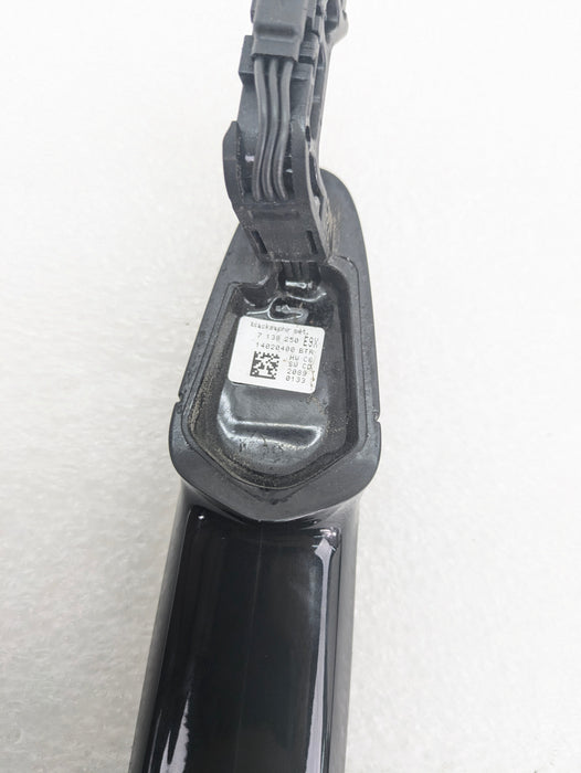 BMW E70 X5 M/E71 X6 M Right/Passenger Side Front Door Handle Black Sapphire Metallic (475) 7138250