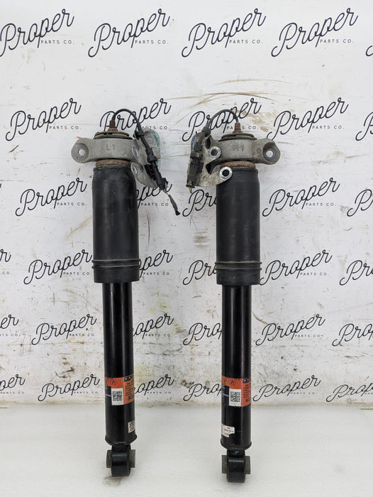 2018 Chevrolet 6th Gen Camaro 2SS Rear Left & Right Variable Damping Shock Assembly Set Pair 84219920/84219921