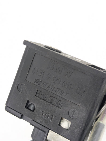 BMW E90 E91 E92 E93 335xi M3 330xi 328xi 325xi 323i USB/AUX Ports & Wiring Harness 9187009/9129651