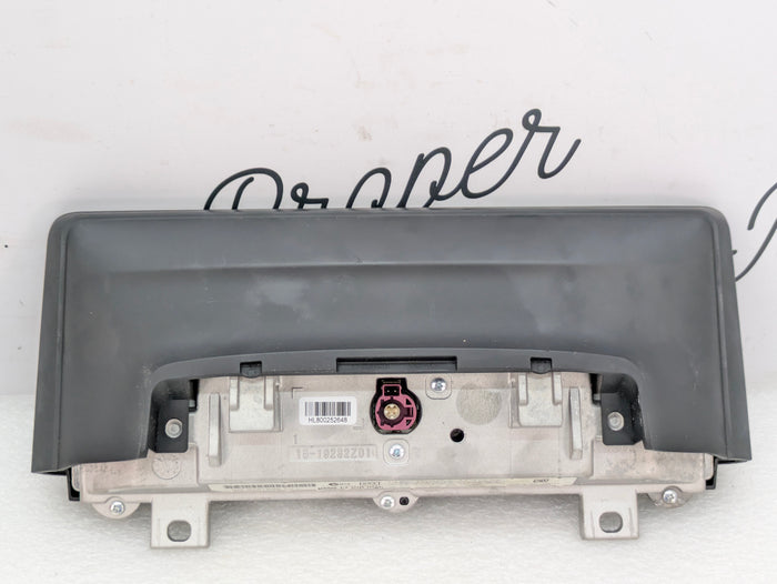 BMW F30 F33 F32 F31 F34 F36 335xi 328xi iDrive Navigation 8.8