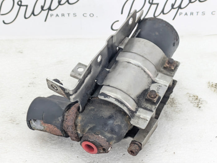 BMW E60 E61 M5 E63 E64 M6 S85 Engine Oil Pressure Accumulator Pump 4302155/11367834553