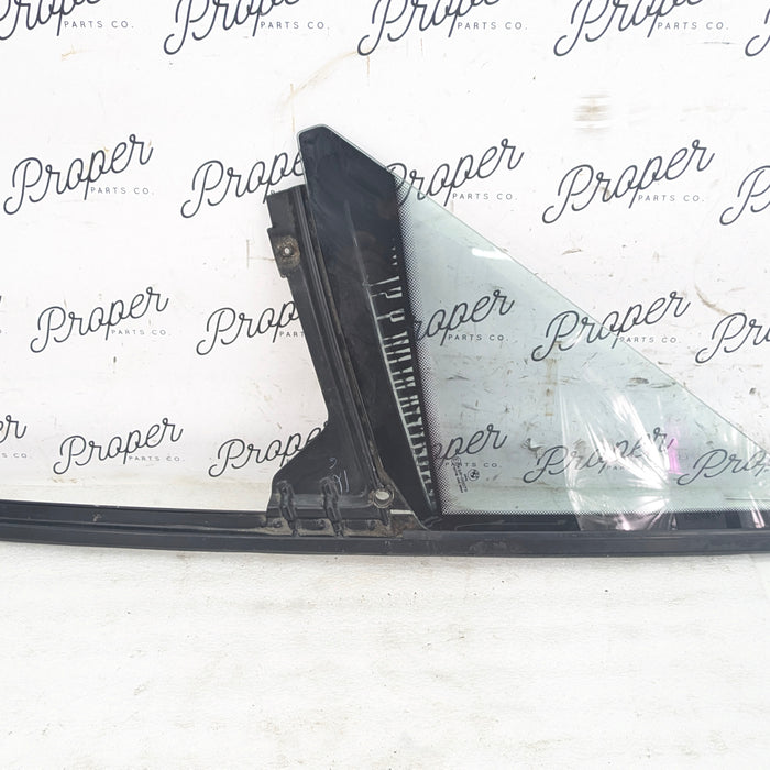 BMW Z3 M Roadster Driver Left Side Door Front Quarter Window Glass 8410161