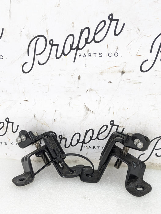 Porsche 996.2 911 Carrera 4 Cabriolet Convertible Left/Right Top Latch Mounting Brackets 99656105501/99656105601