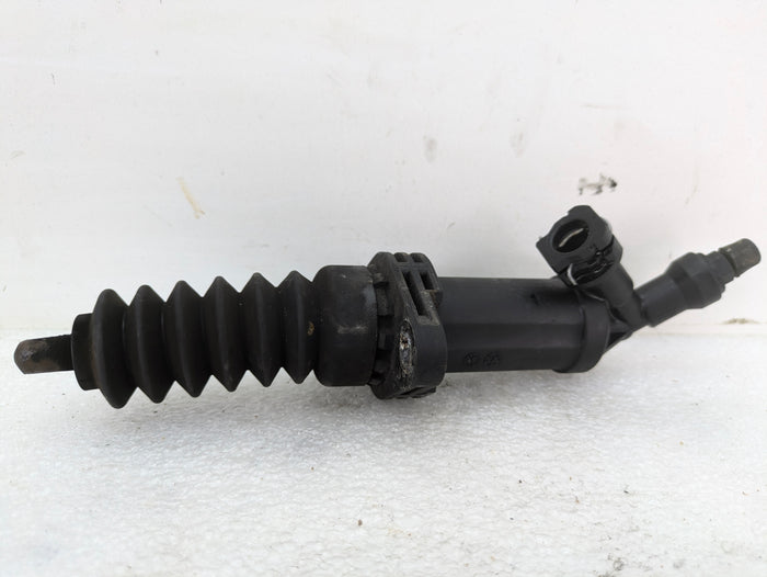 BMW E82 E88 E90 E92 E93 M3 335xi Clutch Slave Cylinder 6785964