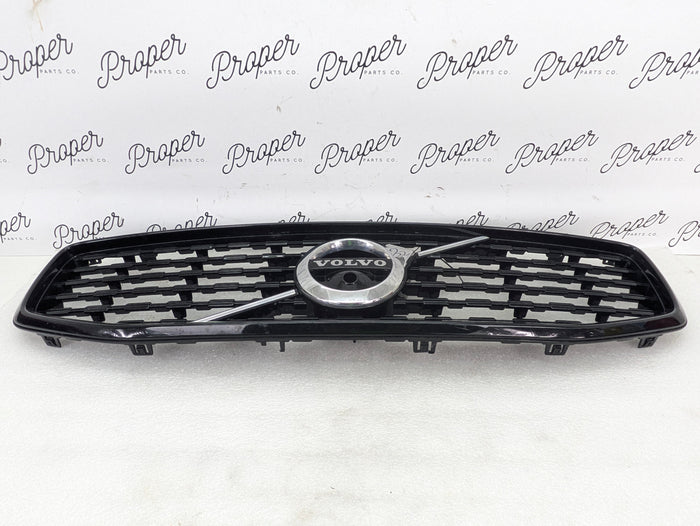 2021 Volvo V60 T6 R-Design Front Bumper Black Upper Grille 32132220