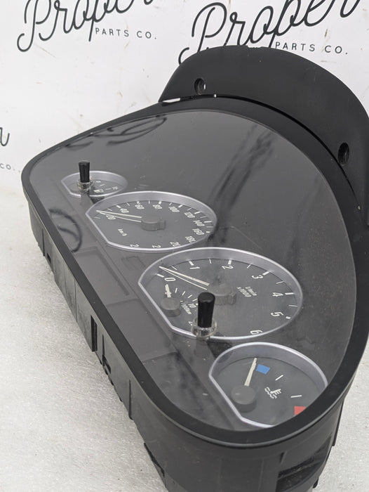 BMW E46 330Ci Coupe/Convertible Grey Face Silver Ring Speedometer Automatic KMH Gasoline Instrument Gauge Cluster 6906875/1036017005