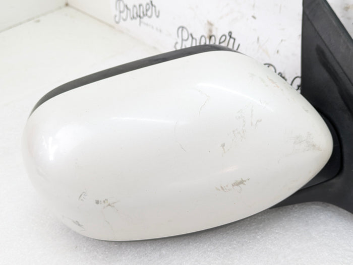 SUBARU WRX STI (GR) SIDE MIRROR RIGHT Satin White Pearl (37J)