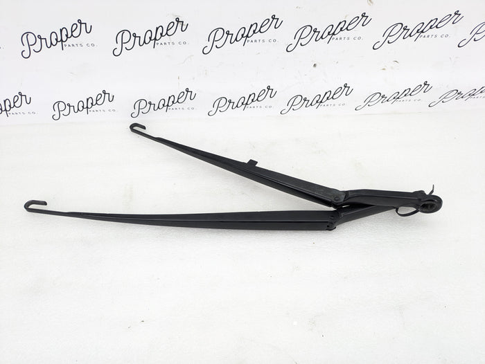 BMW E46 M3 330ci 328ci 325ci 323ci 320i Windshield Wiper Arm Set Left Right 7007128/7003931