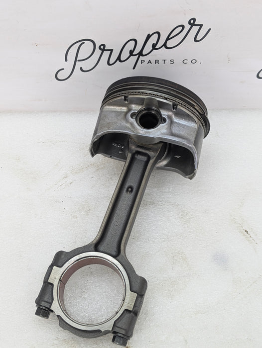 Chevrolet C7 Corvette Stingray Z51 LT1 Gen V Engine Left Side Piston & Connecting Rod #5 12654243 *NOTE*