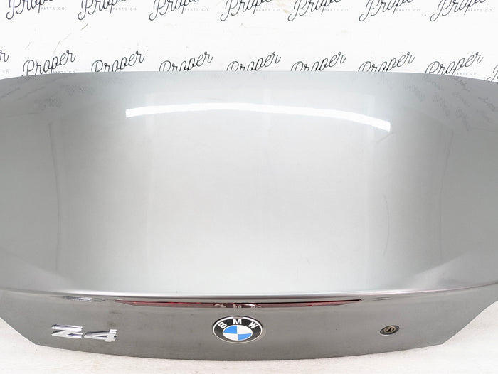 BMW E85 E86 Z4 3.0i 3.0si 2.5i Roadster Trunk Lid Sterling Grey Metallic (472) 41627068277