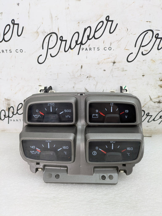 2015 Chevrolet 5th Gen Camaro 2SS V8 Console Oil Pressure Temperature Volt Silver Gauges 22988834 *Scratch*