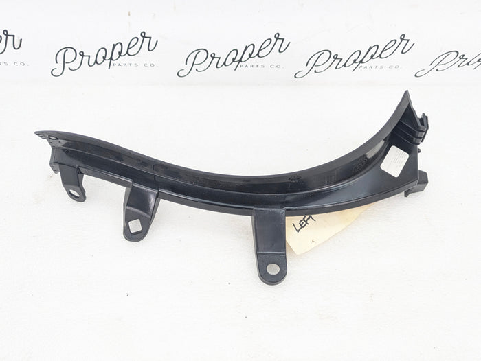 2021 Volvo V60 T6 R-Design Left Right Rear Trunk Trim Panel Set 32205048/32205047