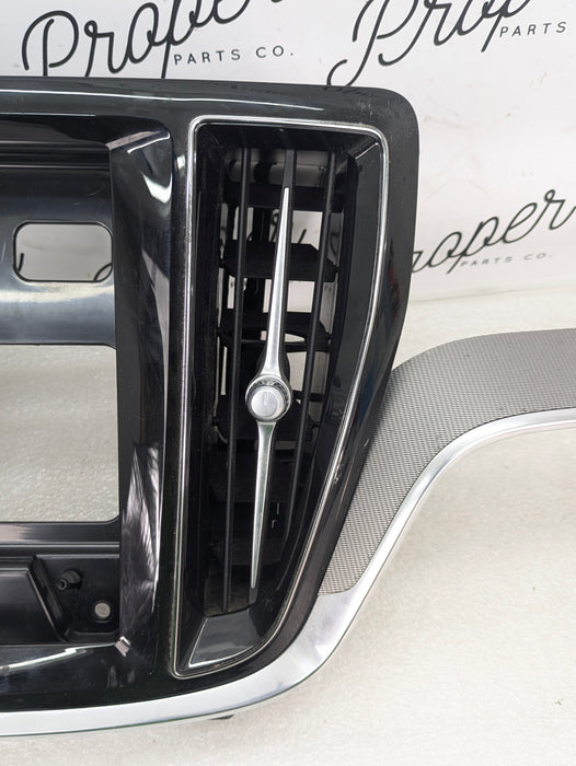 2021 Volvo V60 T6 R-Design Silver Dashboard Trims & Multimedia Screen Display Moulding & Air Vents