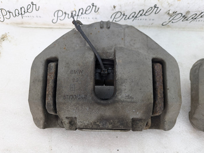 BMW E90 E91 E92 E93 335xi Front Calipers Set Pair