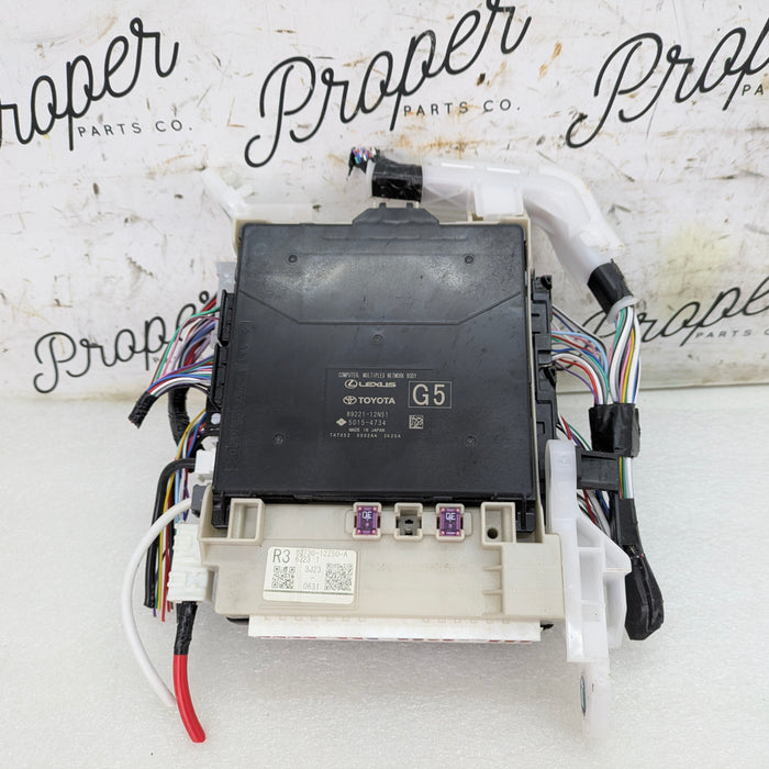 Toyota GZEA14 GR Corolla Multiplex Body Control Module & Junction Block Fuse Box 89221-12N51/82730-12Z50