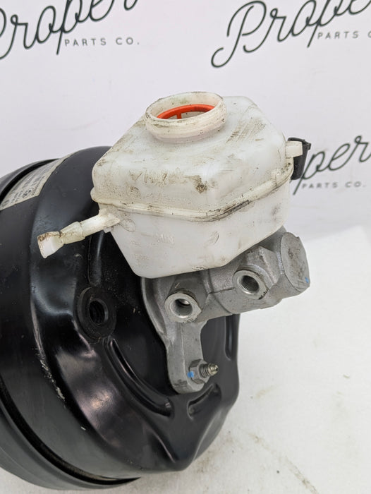 BMW F36 435xi Brake Booster & Master Cylinder Assembly 2284895 *NOTE*