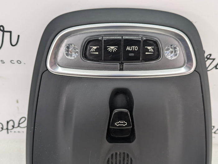 2021 Volvo V60 T6 R-Design Front Overhead Dome Light Sunroof Control Switch Button 31479142