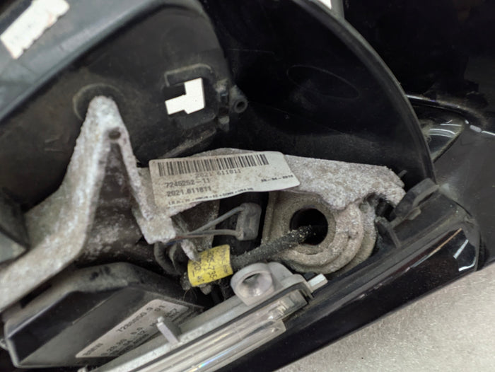 BMW F31 F30 3 Series Shadowline/Gloss Black Right/Passenger Side View Mirror 51167245252 *DAMAGED*