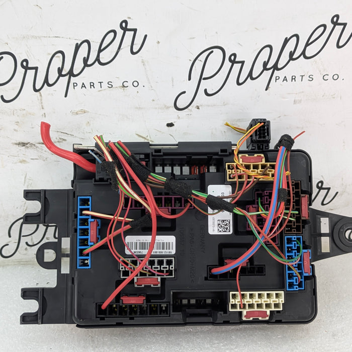 BMW F30 F34 F31 F32 F33 F36 3 & 4 Series Trunk Power Distribution Fuse Box 9261110