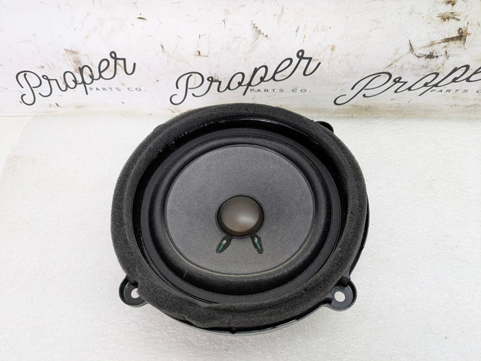 2018 Chevrolet 6th Gen Camaro 2SS Rear Left Or Right Quarter Panel Bose Audio Speaker 84215524