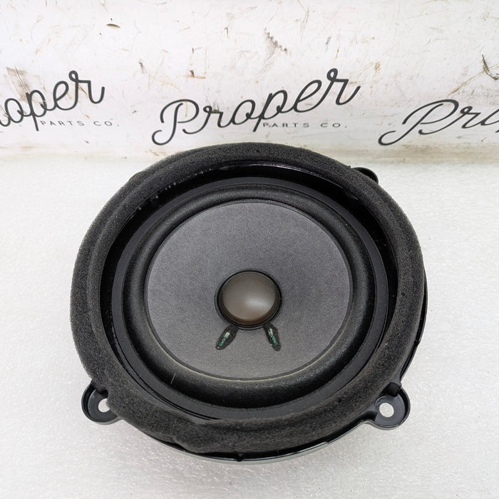 2018 Chevrolet 6th Gen Camaro 2SS Rear Left Or Right Quarter Panel Bose Audio Speaker 84215524