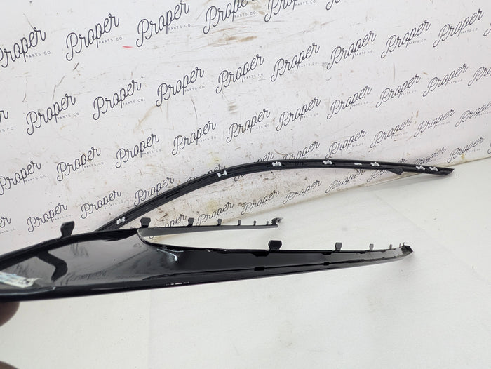 BMW G22 G82 430ix M440ix M4 Left/Driver Side Shadowline Window Trim 51337482753/51337482755