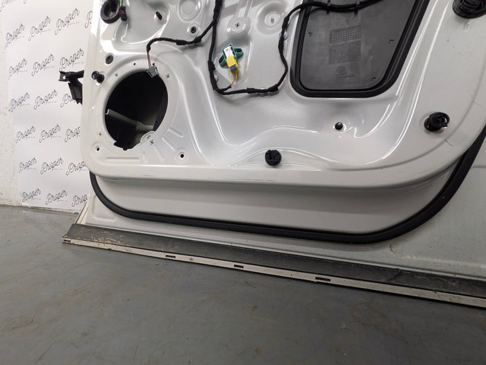 2018 Audi 8U Q3 Front Right Passenger Door Panel Cortina White 8U0831052C *Damaged*